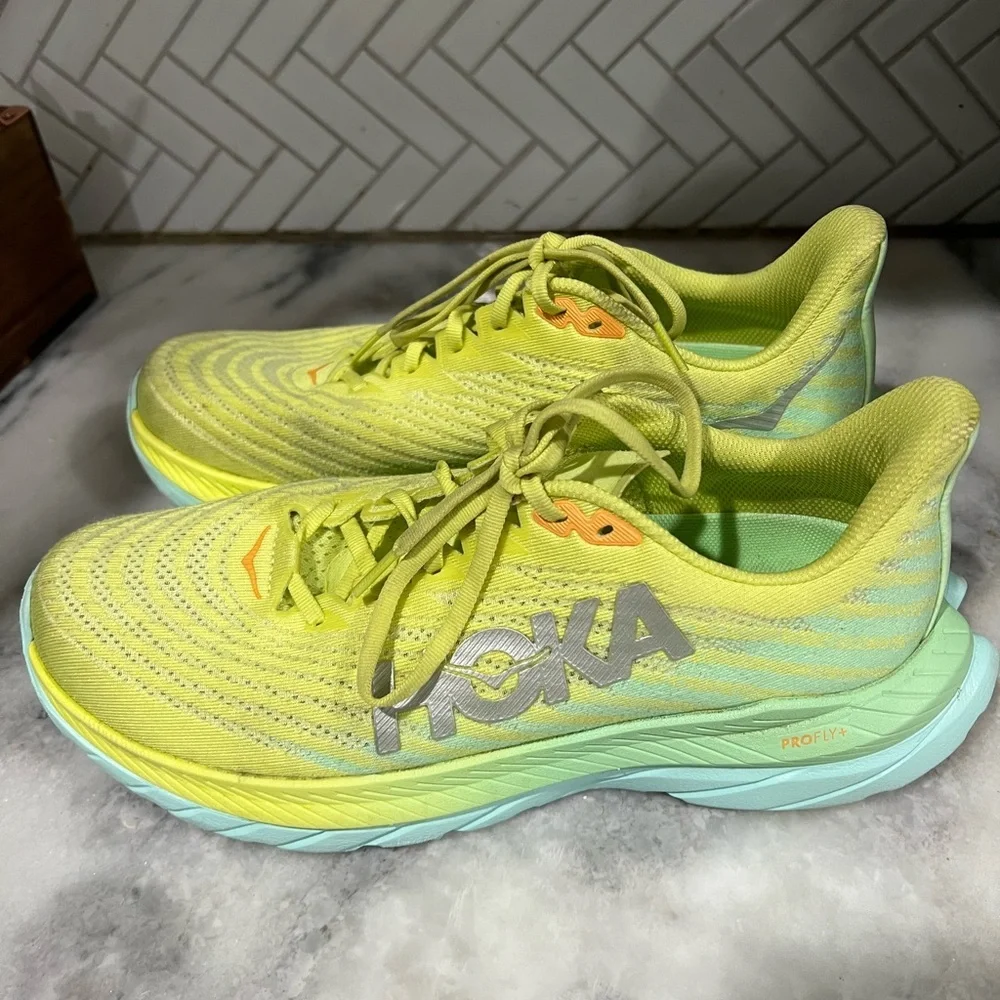 Hoka One One Womens Mach 5 1127894 CGLG Green Running Shoes Sneakers Size 10.5B
